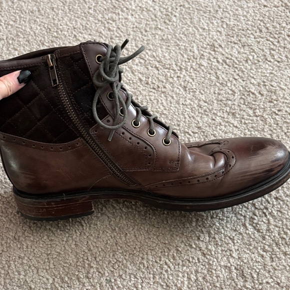 Johnston and Murphy Men\'s Brown Leather Brogue Boots size 11 main image 6